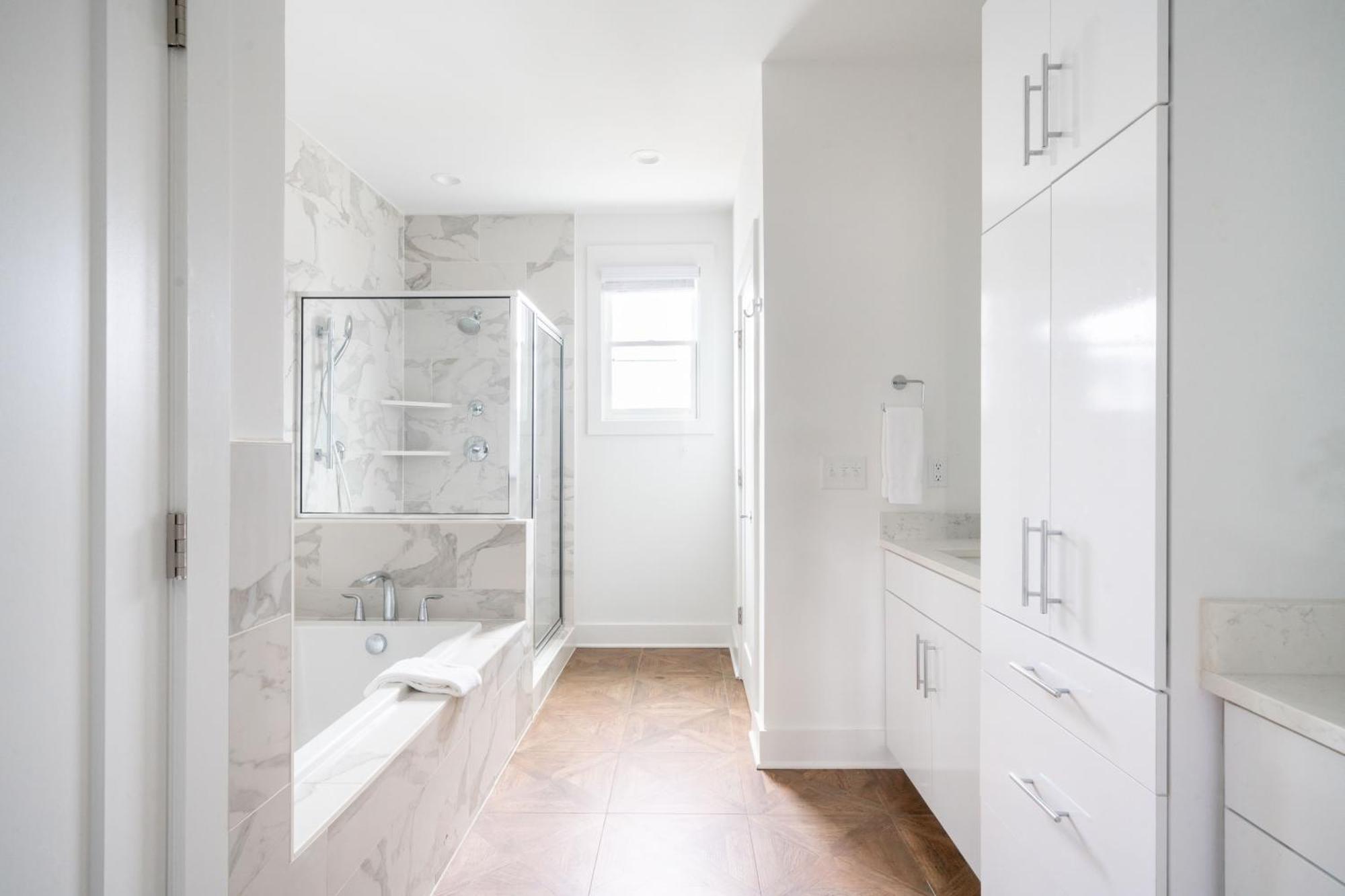 Kitty Faith Barbara By Avantstay 3 Unit Buyout W 12Br In Heart Of Nashville Extérieur photo